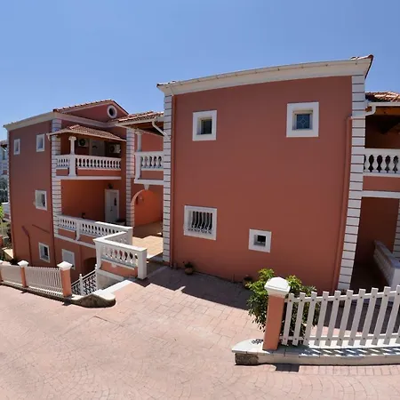 Chrinos House Apartamento *