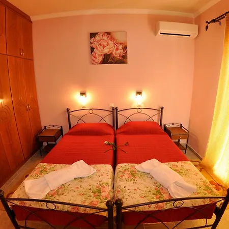 Chrinos House Apartamento *