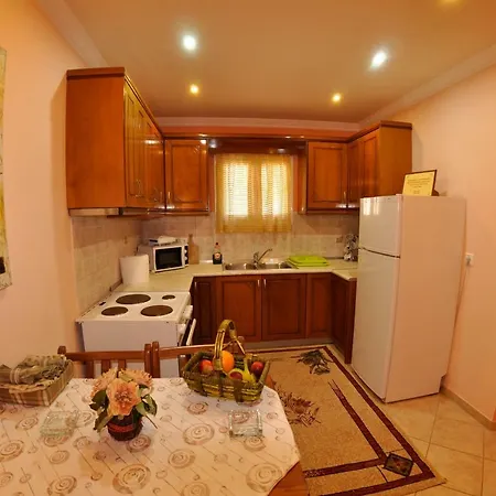 Apartamento Chrinos House Agios Georgios Pagon
